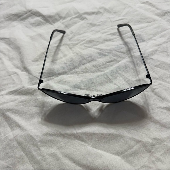 Simply Vera by Vera Wang Black Cat Eye Sunglasses main image 10